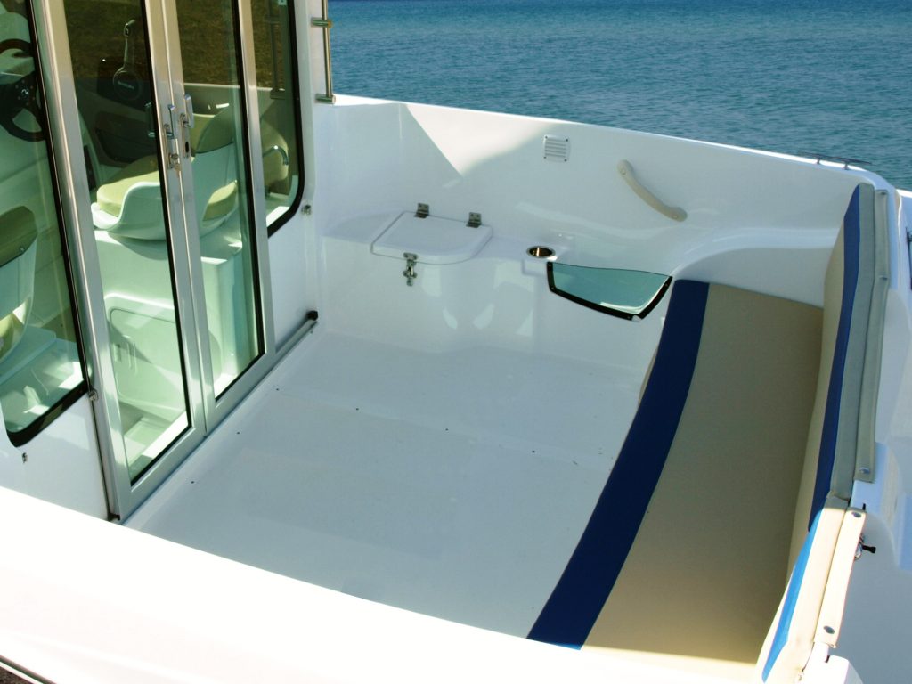 New Olympic 620C Pilothouse - Image 16