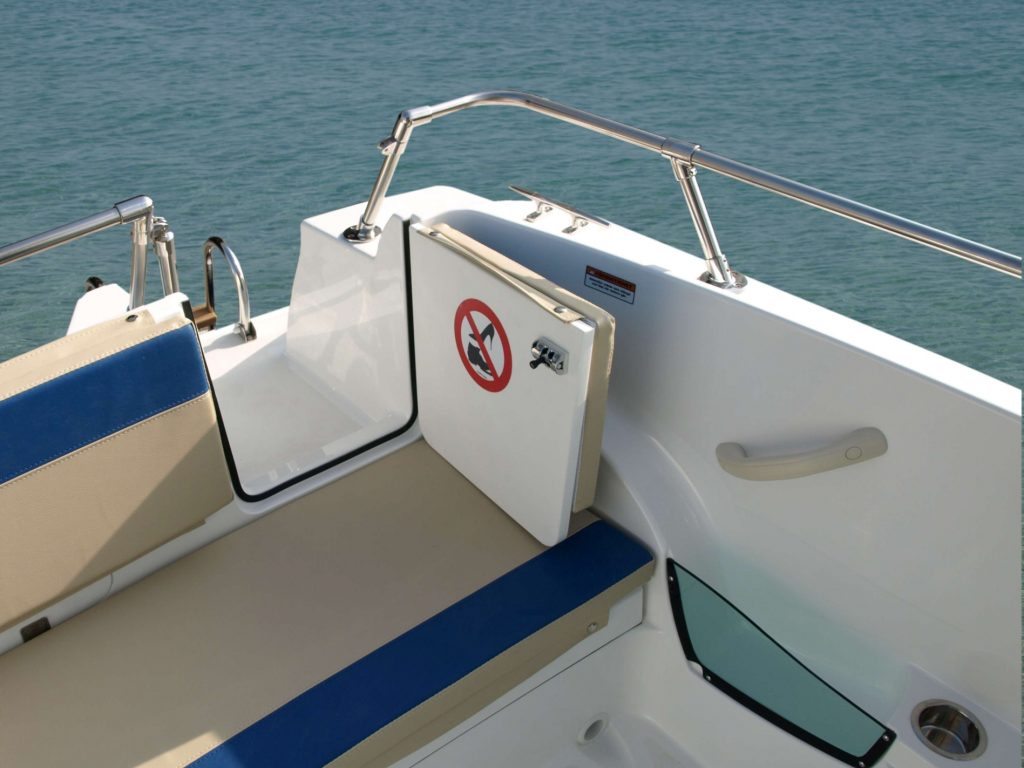 New Olympic 620C Pilothouse - Image 17