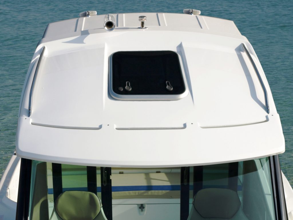 New Olympic 620C Pilothouse - Image 21