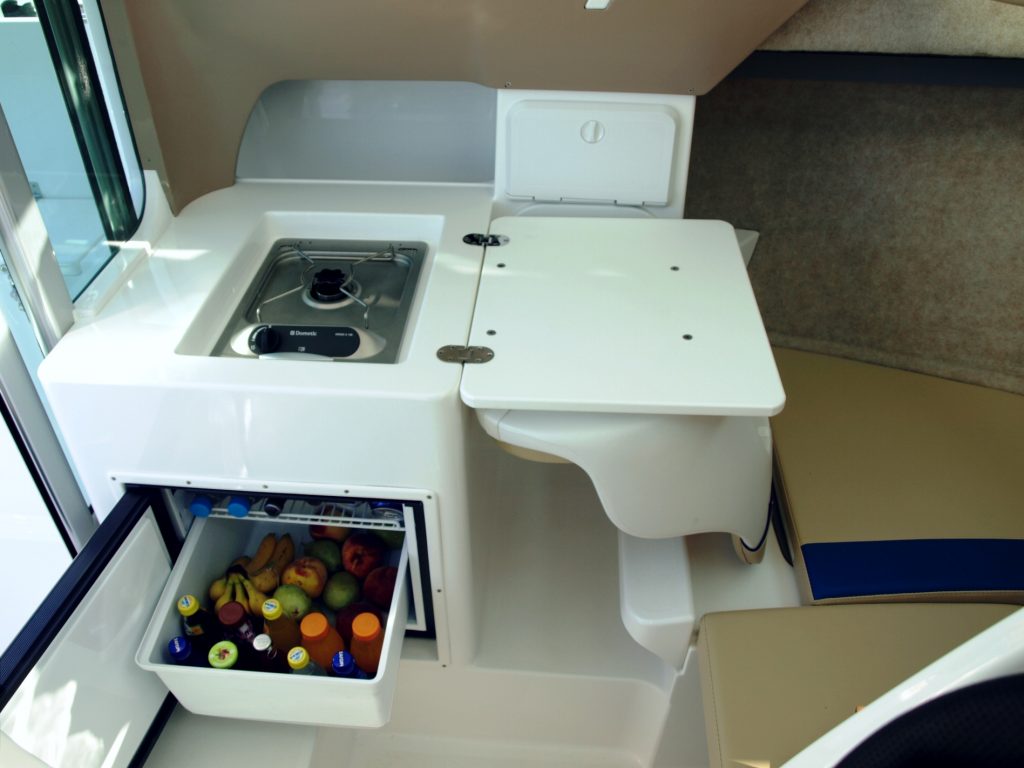 New Olympic 620C Pilothouse - Image 22