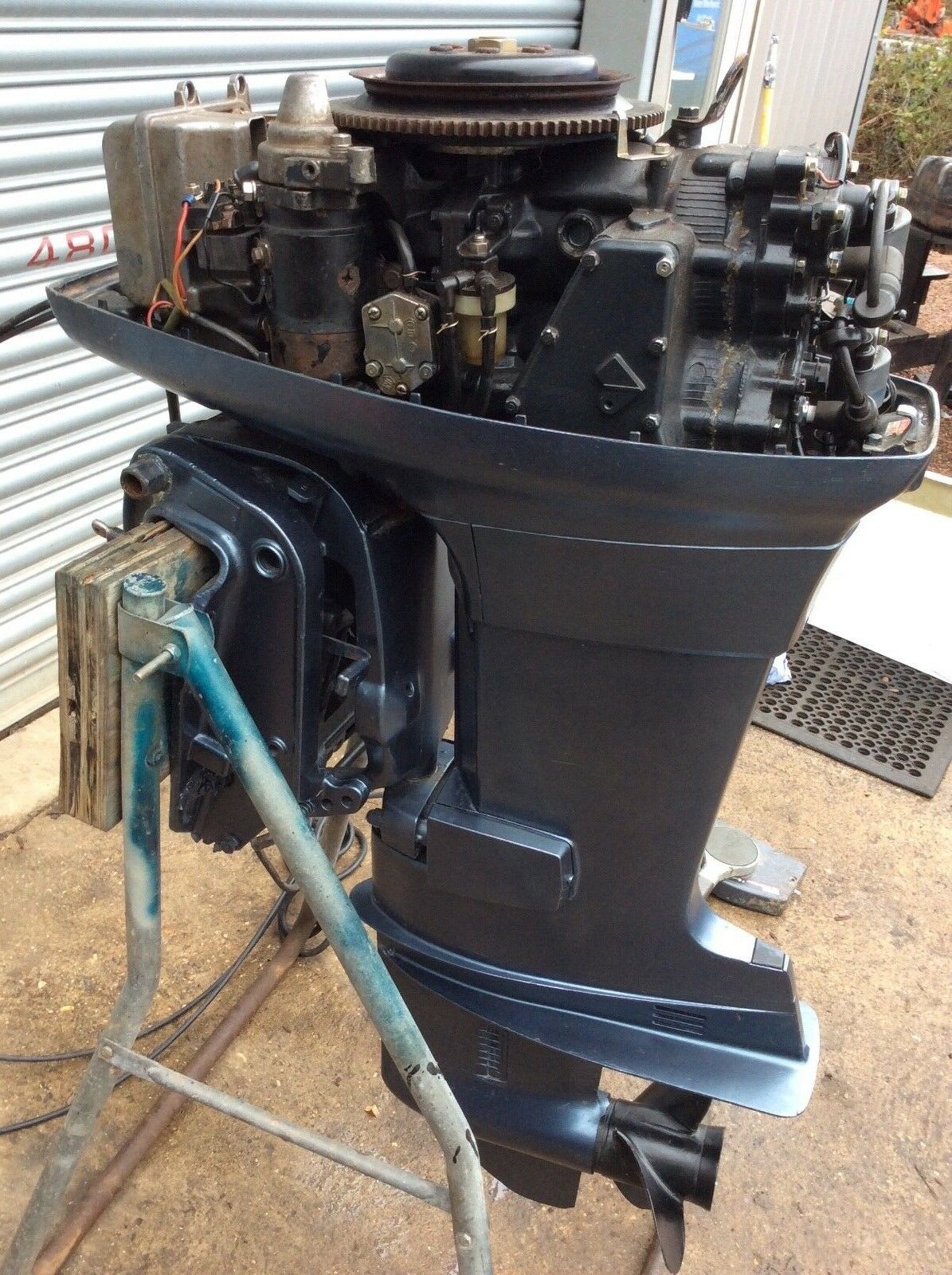 Yamaha 55hp long shaft 2 stroke electric start with remotes !SOLD! - Image 6