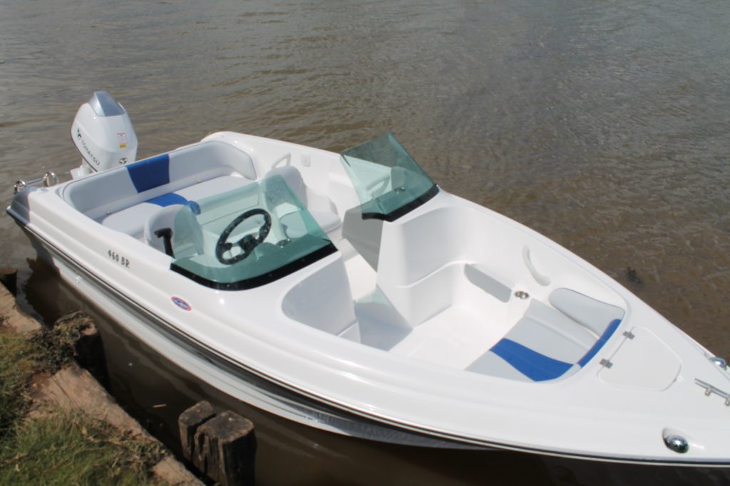 New Olmpic 460 BR Bowrider - Image 24