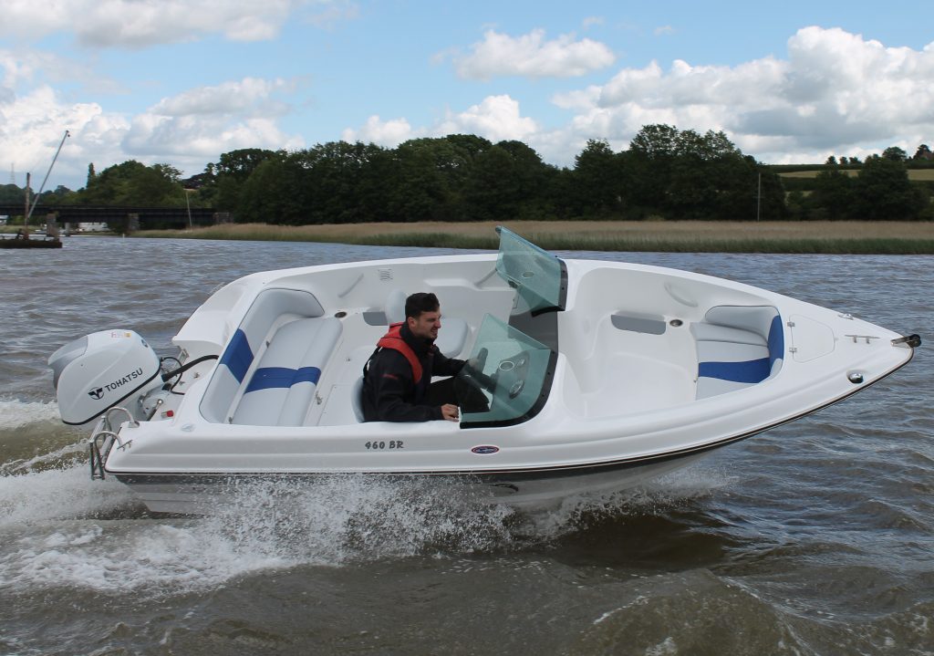 New Olmpic 460 BR Bowrider