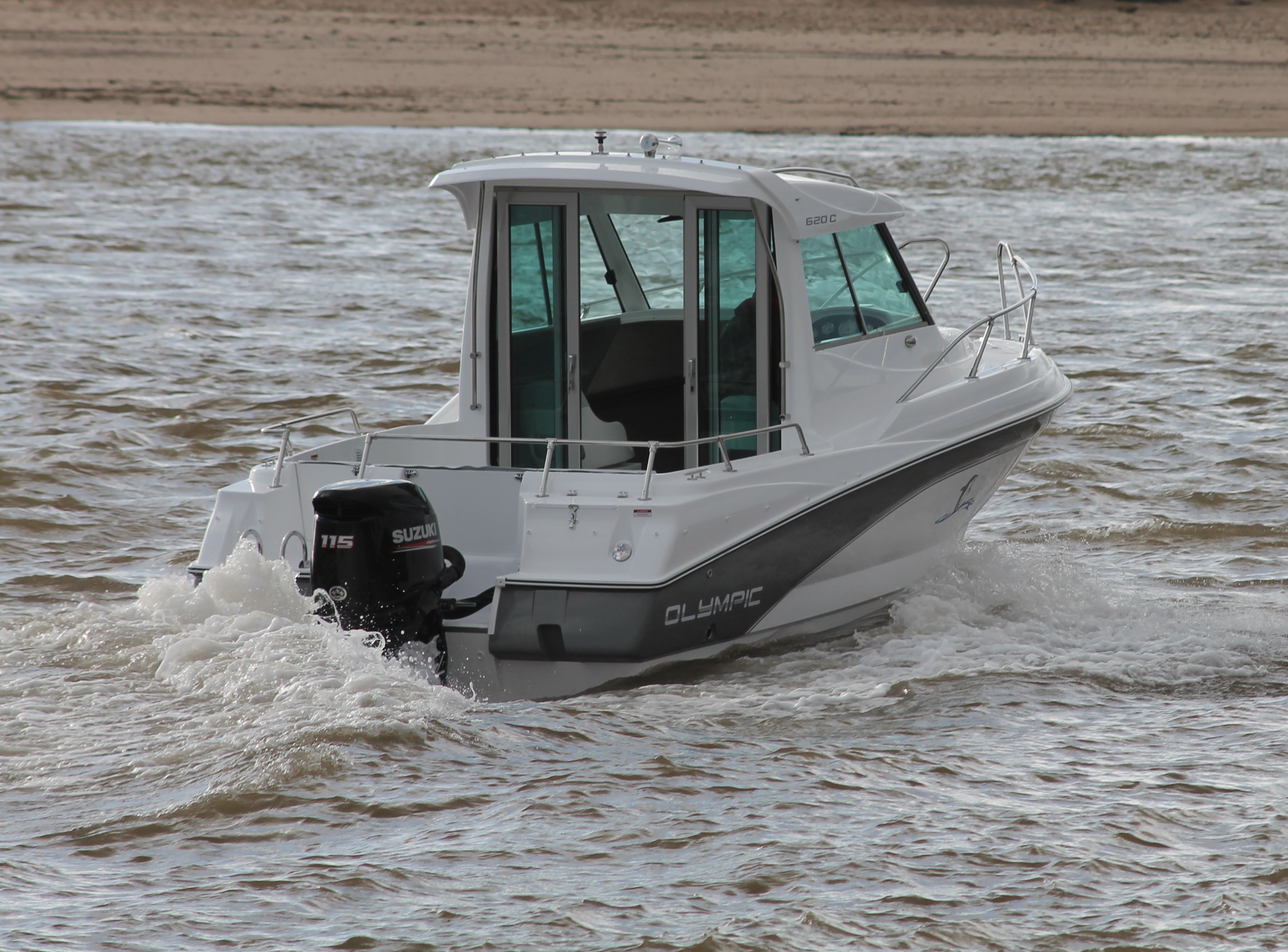 New Olympic 620C Pilothouse - Image 7