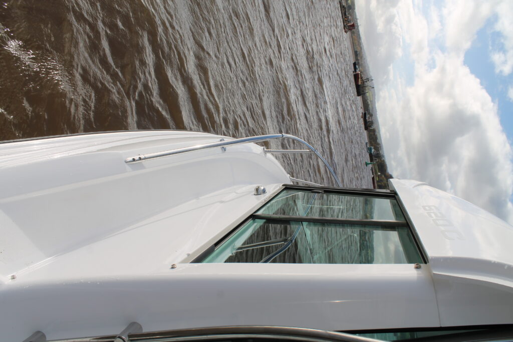 New Olympic 620C Pilothouse - Image 30