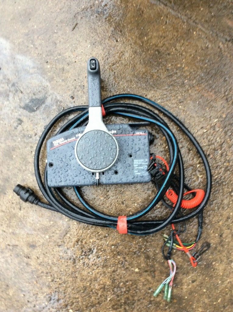 SOLD !! YAMAHA 40HP LONG SHAFT 2 STROKE PTT OUTBOARD BOAT ENGINE - Image 6