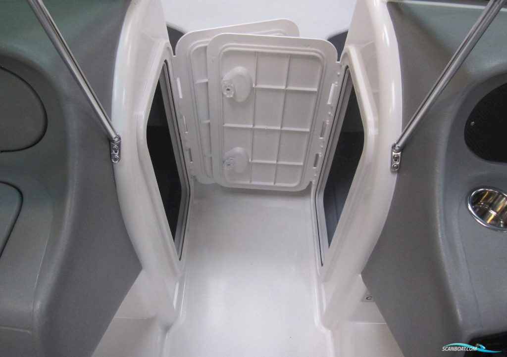 New Olympic 580 Bowrider - Image 23