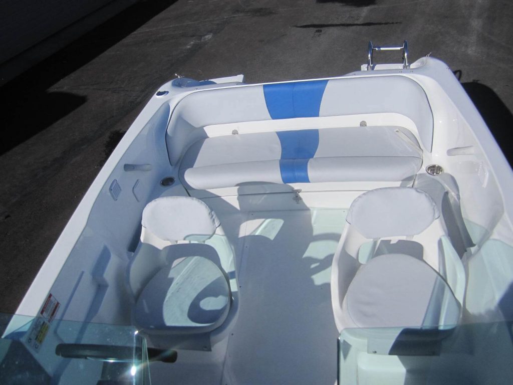 New Olmpic 460 BR Bowrider - Image 3