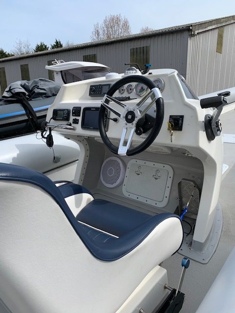 Phamton Evolution Sports Rib with Evinrude Etec 250HP SOLD - Image 7