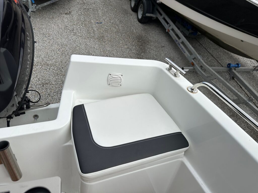 Used Spectrum 480P with Tohatsu MFS50 and trailer SOLD - Image 6