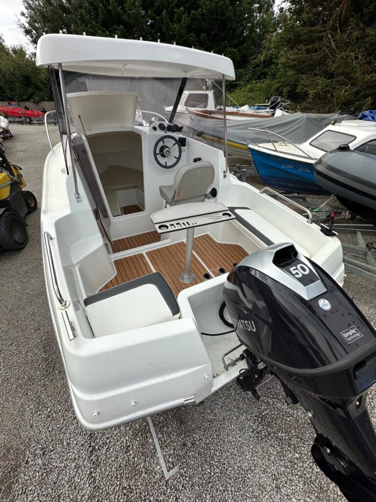 Used Spectrum 480P with Tohatsu MFS50 and trailer SOLD - Image 5