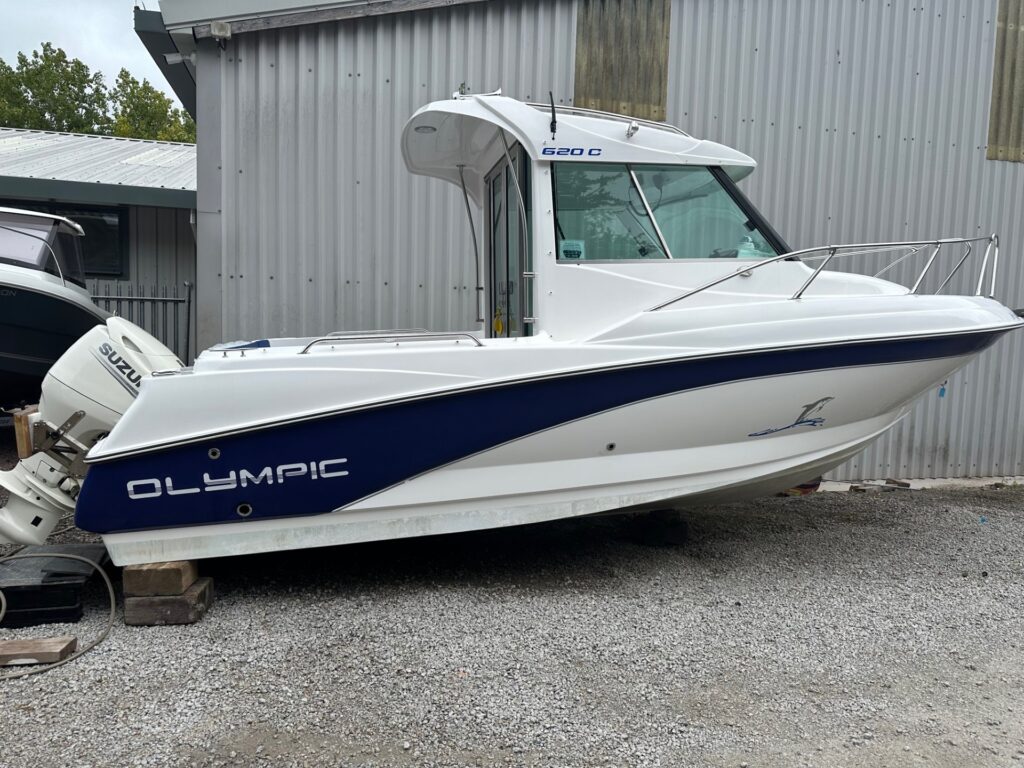 Olympic 620C Pilothouse Suzuki DF70 - Image 11