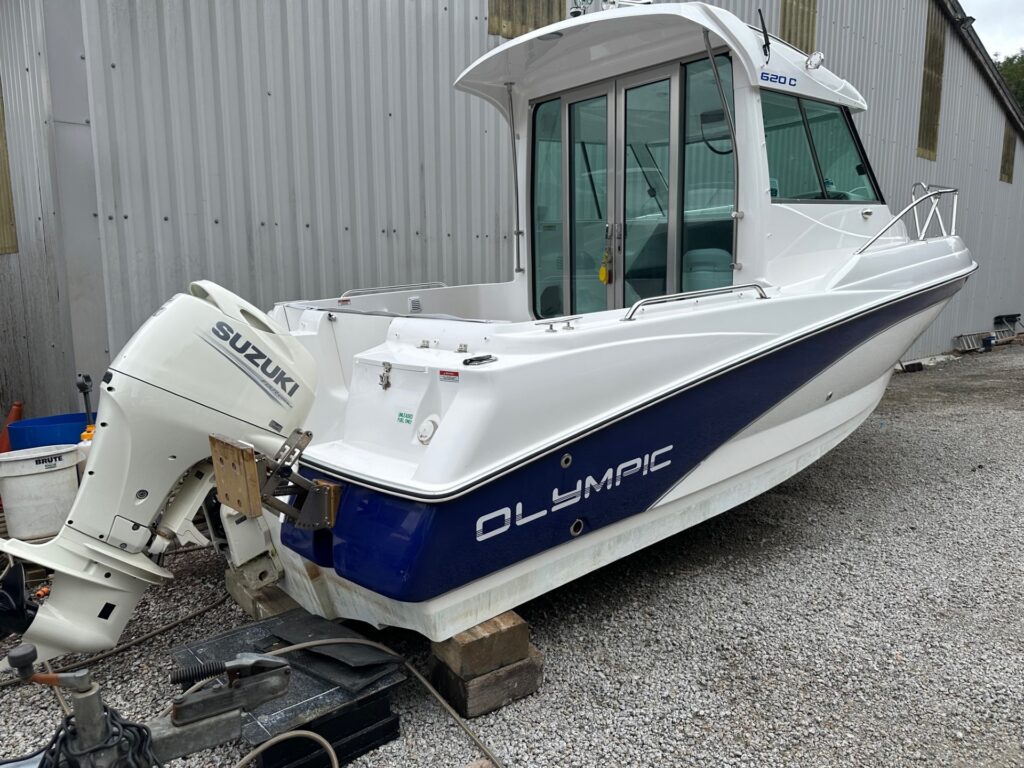 Olympic 620C Pilothouse Suzuki DF70 - Image 2