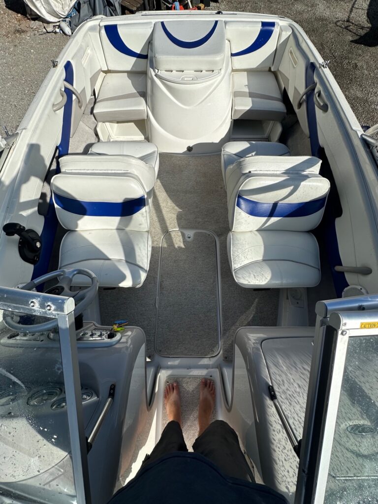 Maxum 2004 SR3 2004 Bowrider SOLD - Image 9