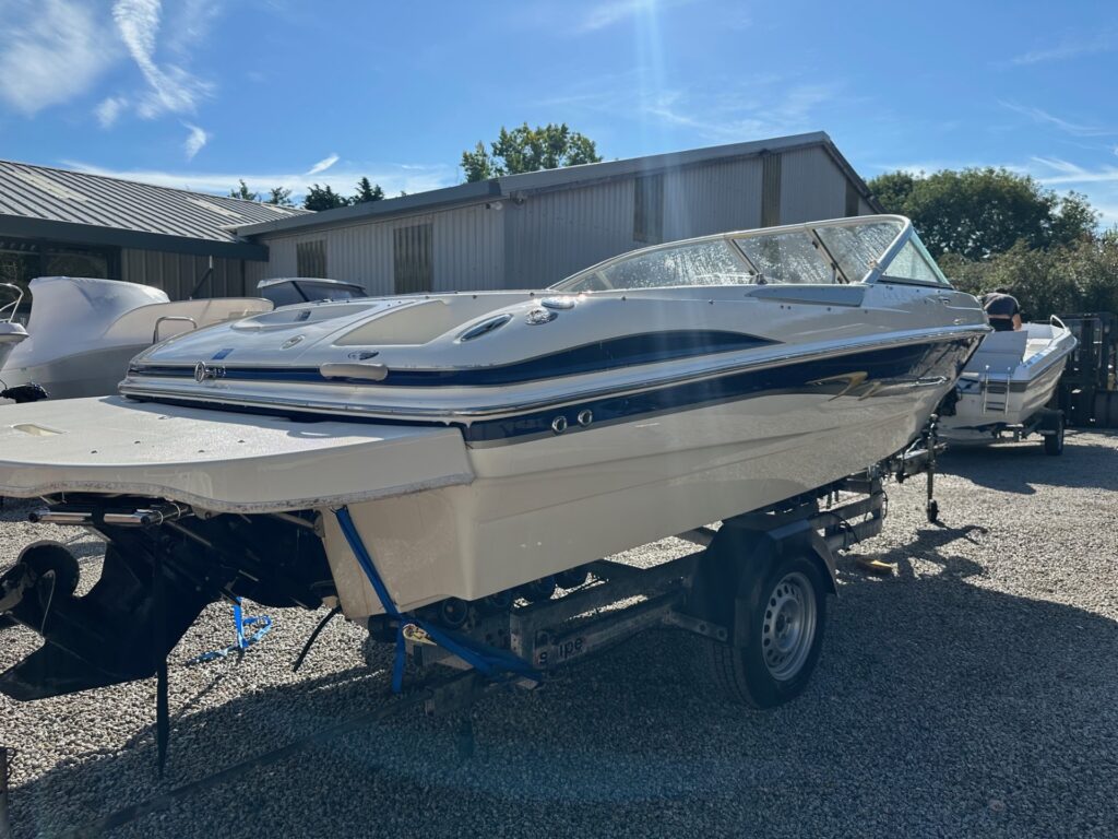 Maxum 2004 SR3 2004 Bowrider SOLD - Image 5