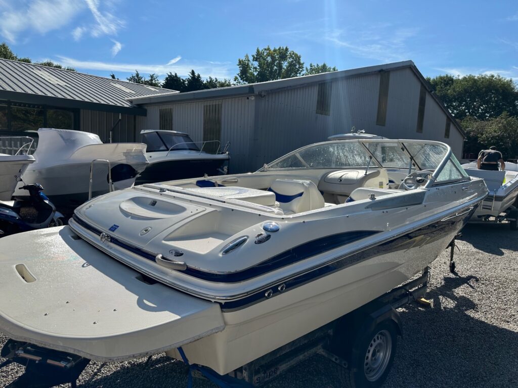 Maxum 2004 SR3 2004 Bowrider SOLD - Image 6