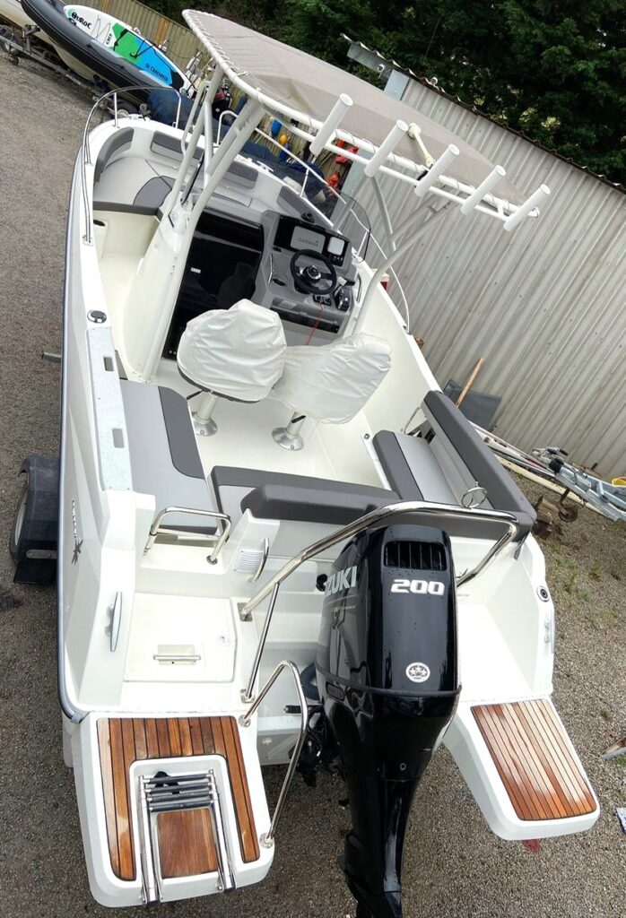 Jeanneau CAP CAMARAT 6.5 CC NEW Suzuki DF200! - Image 6