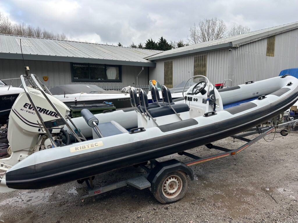 Ribtec 655 Evinrude 150HP