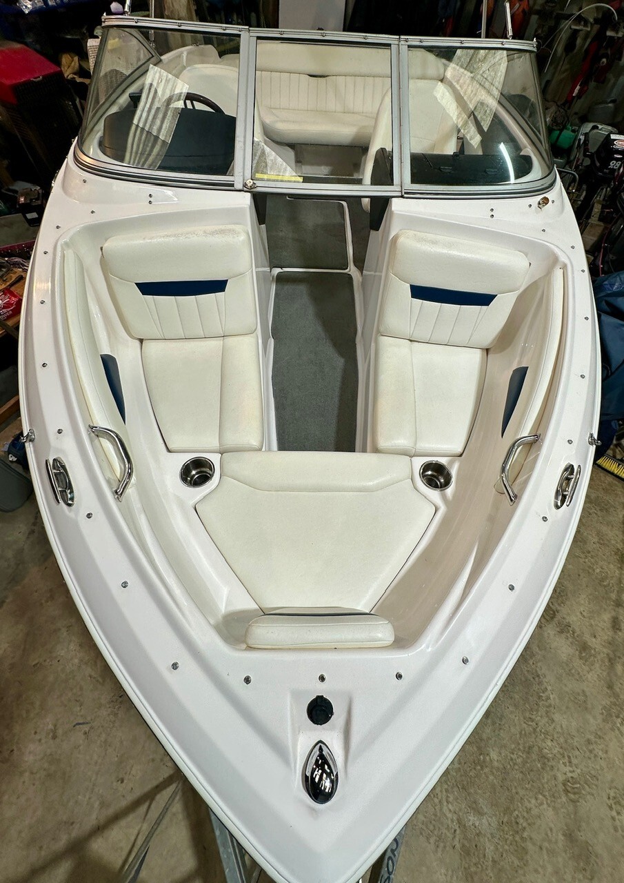 Regal 1900 Sports Bowrider - Image 19