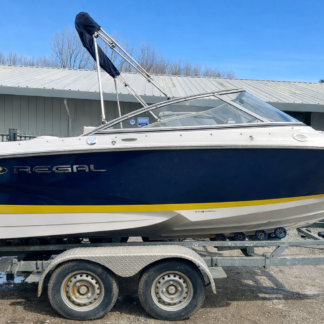 Regal 1900 Sports Bowrider