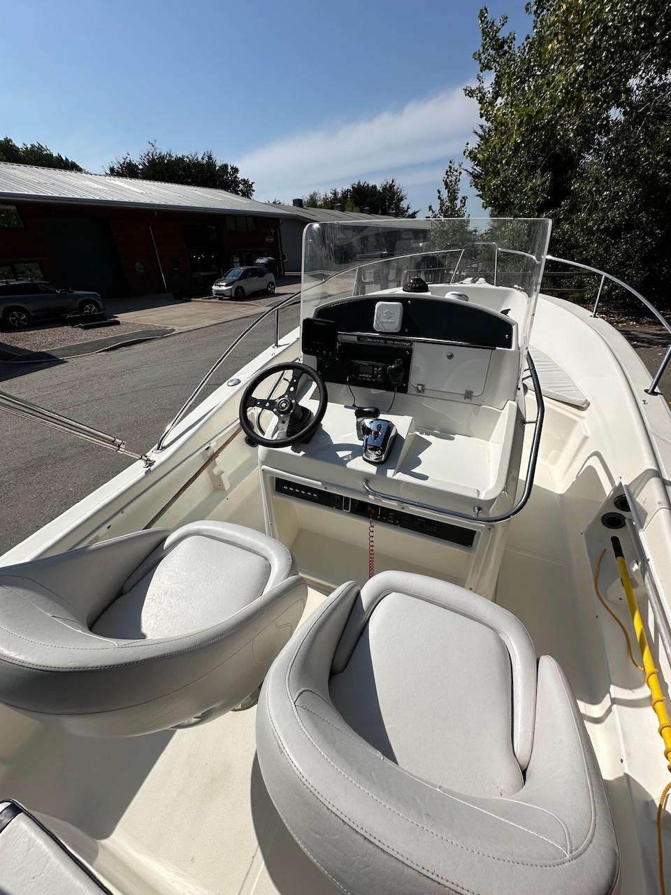 White Shark 205 with 2019 Suzuki DF150 - Image 9