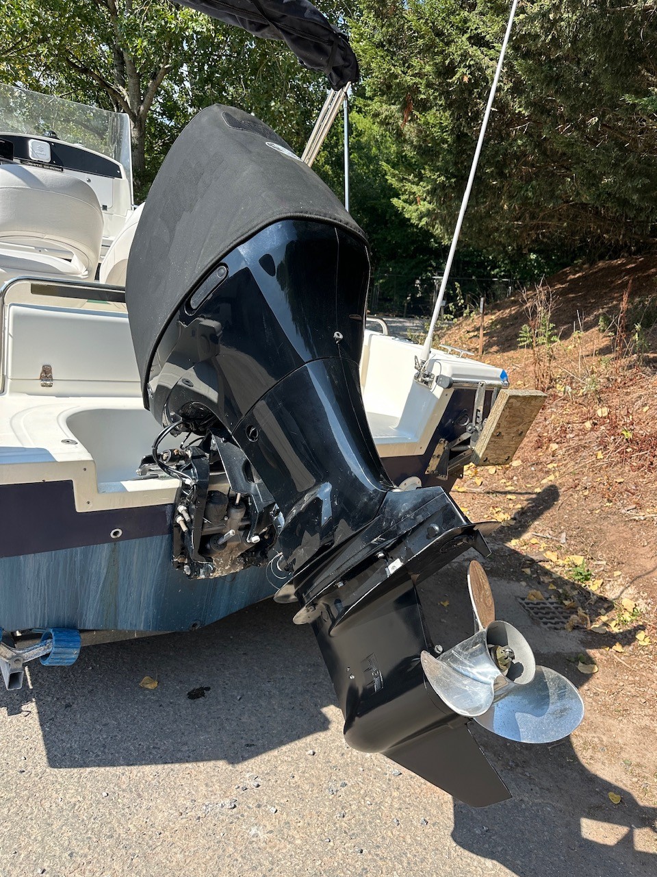 White Shark 205 with 2019 Suzuki DF150 - Image 19