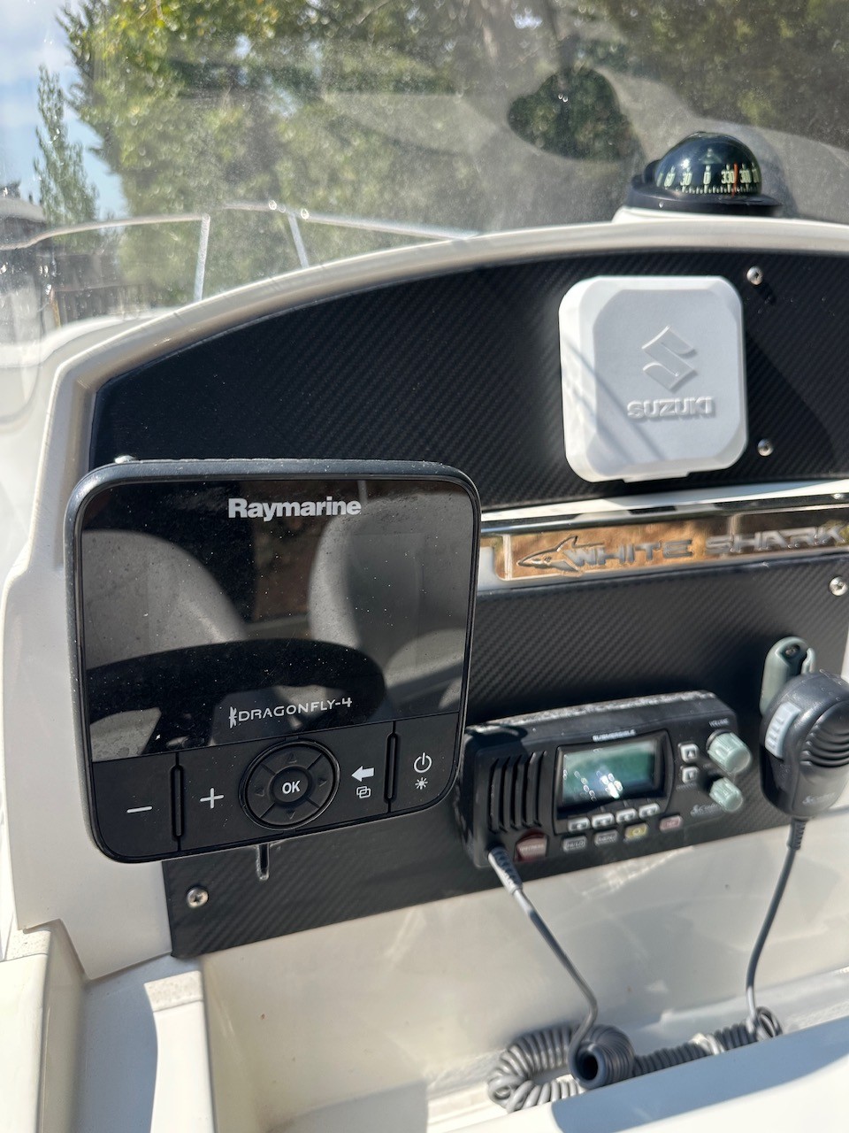 White Shark 205 with 2019 Suzuki DF150 - Image 14