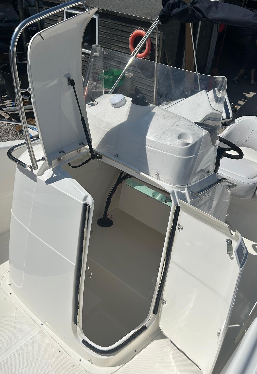 White Shark 205 with 2019 Suzuki DF150 - Image 18