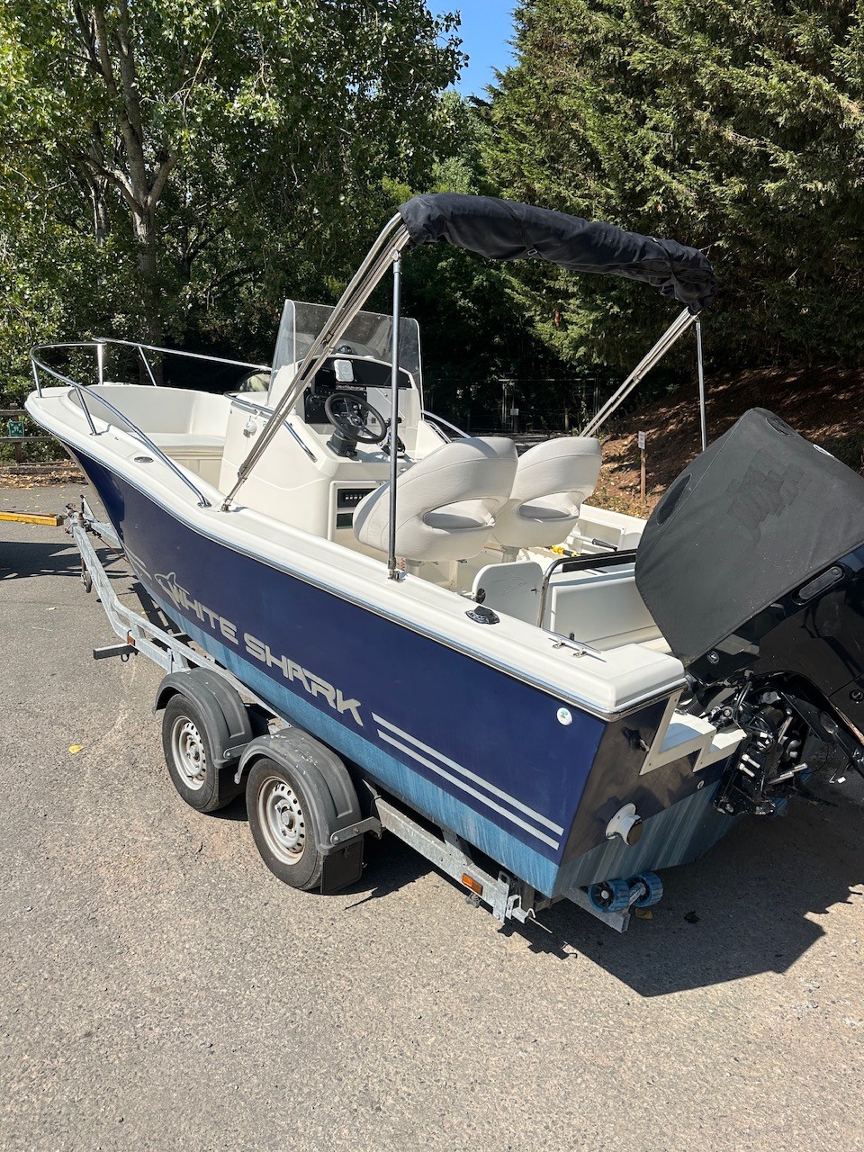 White Shark 205 with 2019 Suzuki DF150 - Image 5