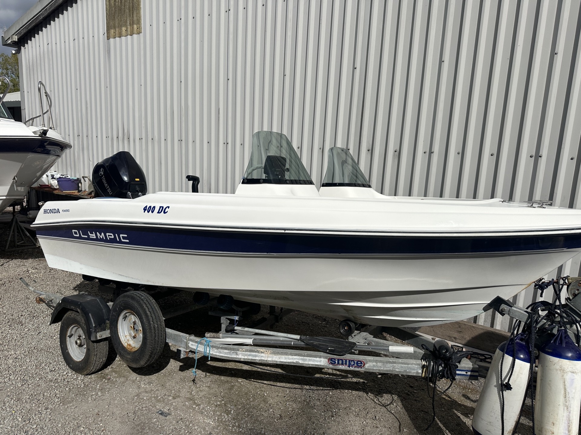 Olympic 400DC with 2023 Tohatsu 30hp 20hrs - Image 3
